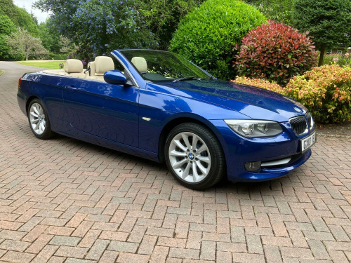 BMW 3 Series  3.0 325i SE Convertible