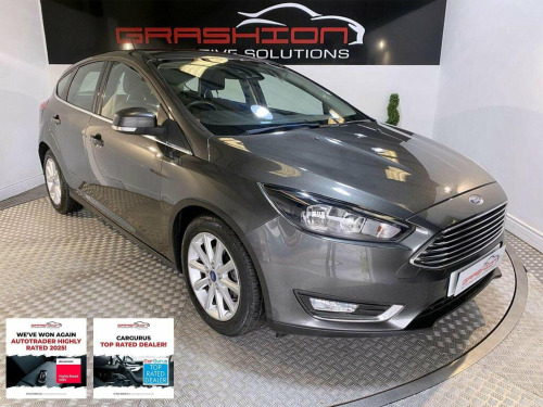 Ford Focus  1.0T EcoBoost Titanium Euro 6 (s/s) 5dr