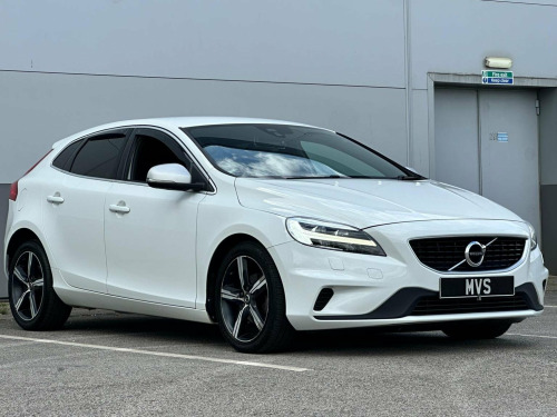 Volvo V40  2.0 D2 R-Design Euro 6 (s/s) 5dr