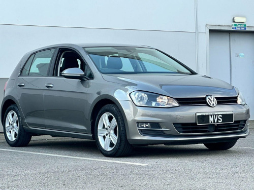 Volkswagen Golf  1.6 TDI BlueMotion Tech Match DSG Euro 5 (s/s) 5dr