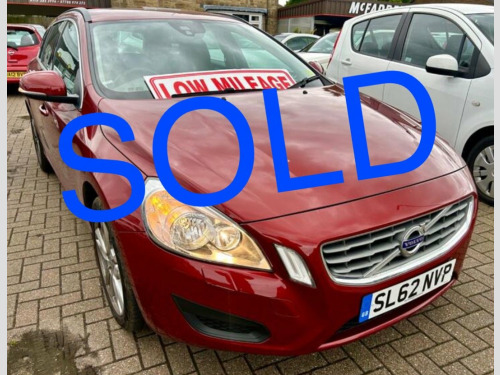 Volvo V60  1.6 T3 SE **ONLY 17,670 MILES FROM NEW**