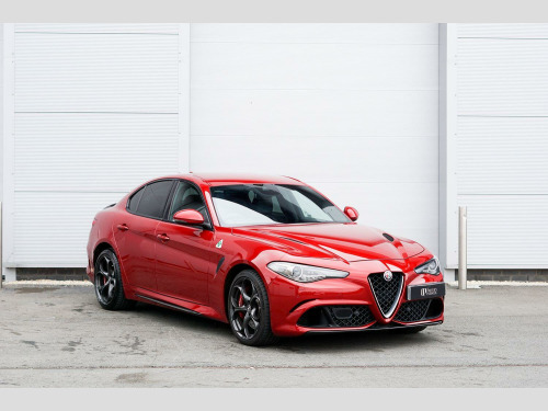 Alfa Romeo Giulia  2.9 Giulia 2.9 Bi-turbo V6 510hp Quadrifoglio