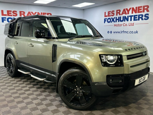 Land Rover Defender  2.0 SD4 SE SUV 5dr Diesel Auto 4WD Euro 6 (s/s) (2 