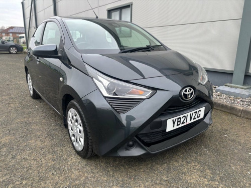 Toyota AYGO  1.0 VVT-i x-play Hatchback 5dr Petrol Manual Euro  