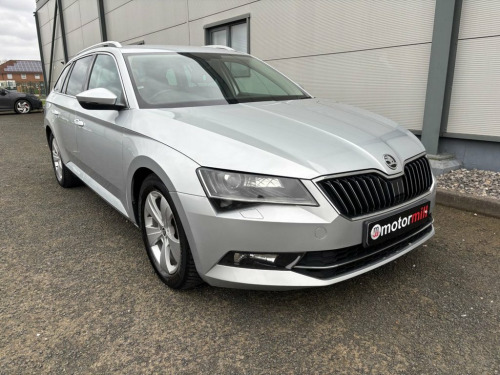 Skoda Superb  2.0 TDI SE L Executive Estate 5dr Diesel Manual 4W 
