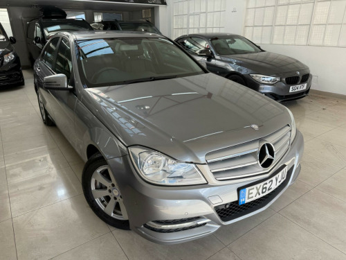 Mercedes-Benz C-Class C180 1.6 C180 BlueEfficiency Executive SE G-Tronic+ Euro 5 (s/s) 4dr