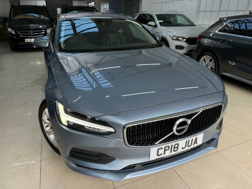 Volvo S90  2.0 T4 Momentum Auto Euro 6 (s/s) 4dr