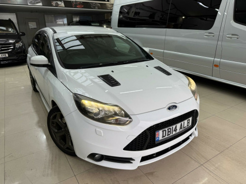 Ford Focus  2.0T EcoBoost ST-3 Euro 5 (s/s) 5dr 