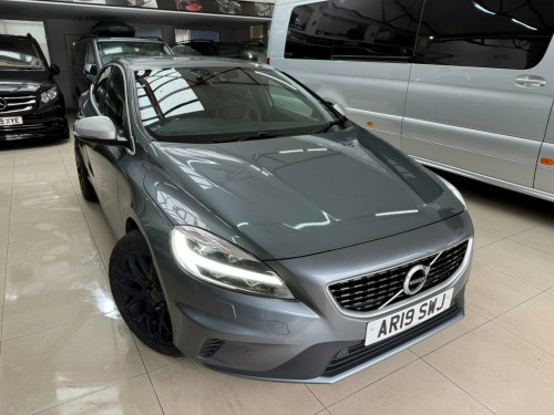 Volvo V40  1.5 T3 R-Design Edition Auto Euro 6 (s/s) 5dr 
