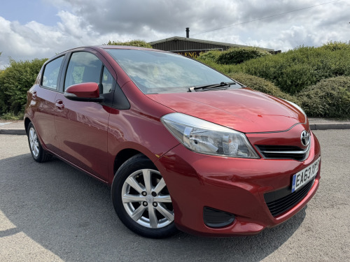 Toyota Yaris  1.4 D-4D TR Hatchback 5dr Diesel Manual Euro 5 (90 ps)