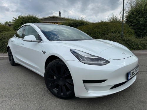 Tesla Model 3  Standard Range Plus Saloon 4dr Electric Auto RWD (241 bhp)