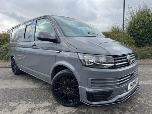 Volkswagen Transporter  T6 2.0 TDI SWB 6 SEAT KOMBI DAY VAN