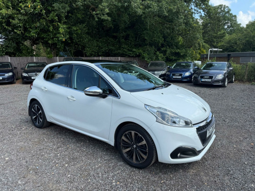 Peugeot 208  1.2 PureTech Allure Premium Euro 6 (s/s) 5dr