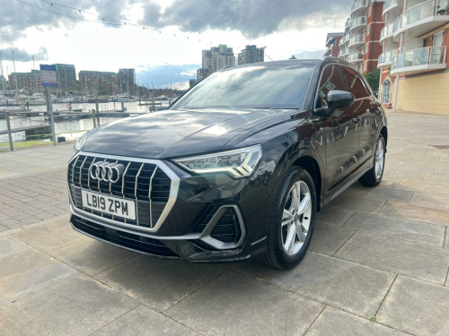 Audi Q3  1.5 TFSI CoD 35 S line Euro 6 (s/s) 5dr