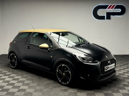 DS DS 3  1.6 THP PERFORMANCE BLACK S/S 3d 208 BHP