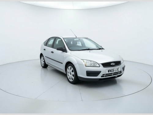 Ford Focus  1.6 LX Hatchback 5dr Petrol Automatic (184 g/km, 9 