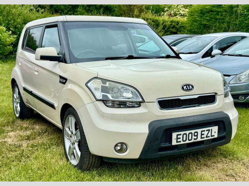 Kia Soul  1.6 CRDi Shaker SUV 5dr Diesel Manual Euro 4 (126 