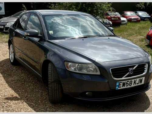 Volvo S40  2.0D SE Saloon 4dr Diesel Powershift Euro 4 (136 p
