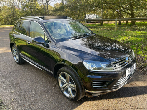 Volkswagen Touareg  3.0 TDI V6 BlueMotion Tech R-Line Plus Tiptronic 4WD Euro 6 (s/s) 5dr