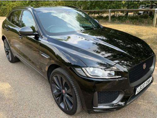 Jaguar F-PACE  3.0 D300 V6 300 Sport Auto AWD Euro 6 (s/s) 5dr