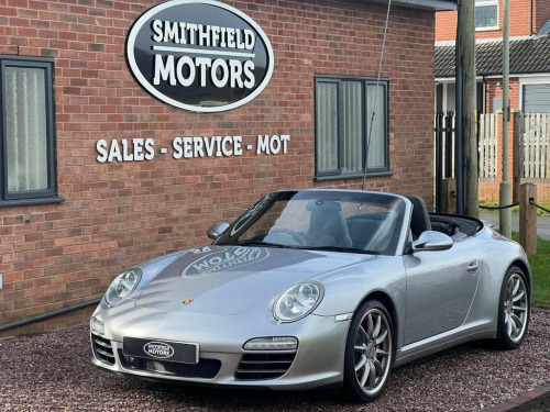 Porsche 911  3.8 997 Carrera 4S Cabriolet 2dr Petrol PDK (242 g