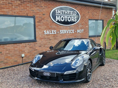 Porsche 911 Turbo s AUTO 560 BHP