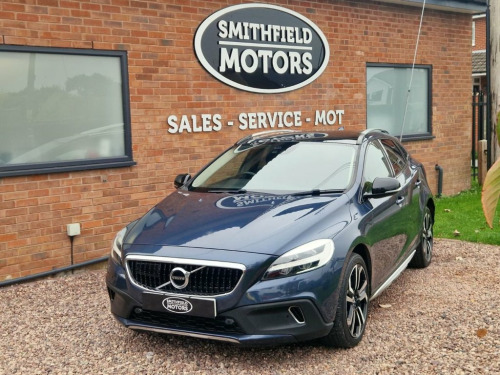 Volvo V40  2.0 D3 Pro Hatchback 5dr Diesel Manual Euro 6 (s/s