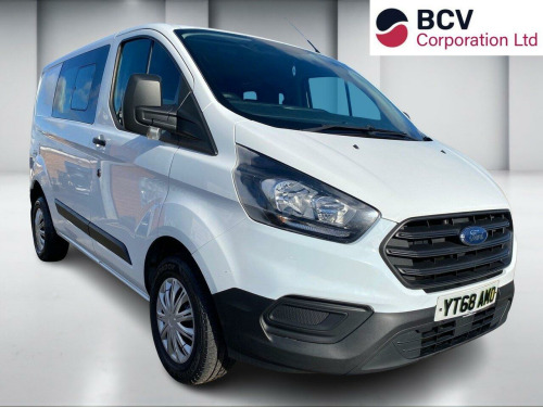 Ford Transit Custom  2.0 300 EcoBlue Crew Van Double Cab 5dr Diesel Manual L1 H1 Euro 6 (6 Seat) 