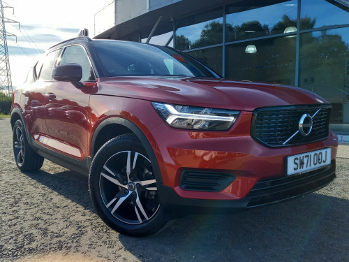 Volvo XC40  Estate R DESIGN