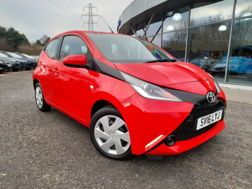 Toyota AYGO  Hatchback X-Play