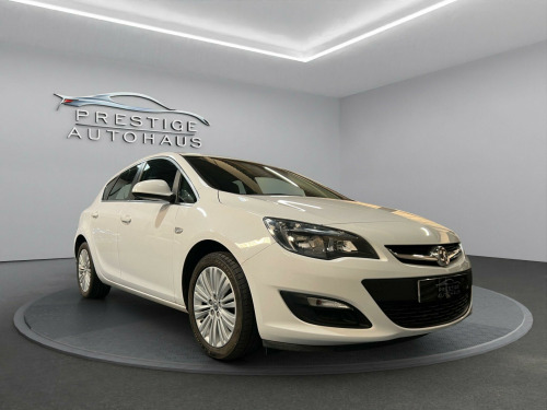 Vauxhall Astra  1.4i Excite Euro 6 5dr