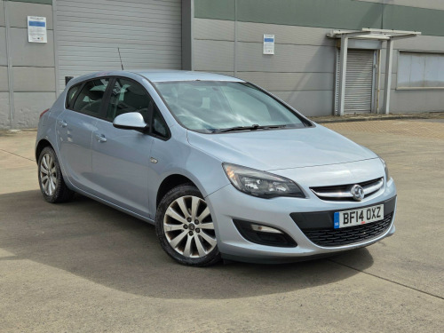 Vauxhall Astra  1.6 16v Design Euro 5 5dr