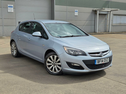 Vauxhall Astra  1.6 16v Design Euro 5 5dr