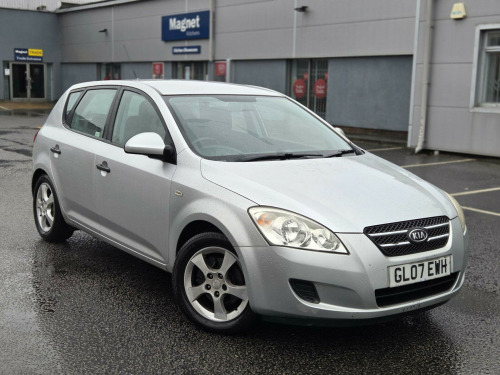 Kia ceed  1.6 SR Special Edition 5dr 