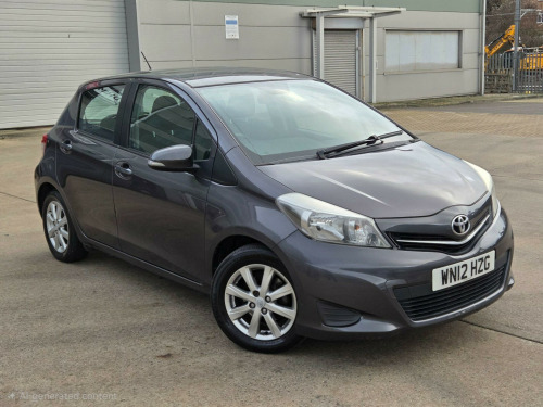 Toyota Yaris  1.33 Dual VVT-i TR Multidrive S Euro 5 5dr 