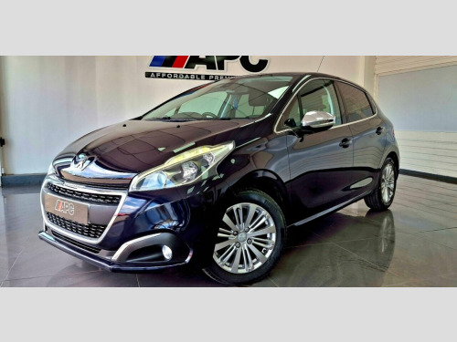 Peugeot 208  1.2 PureTech Allure Hatchback 5dr Petrol Manual Eu