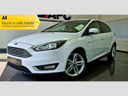 Ford Focus  1.0T EcoBoost Titanium Hatchback 5dr Petrol Manual