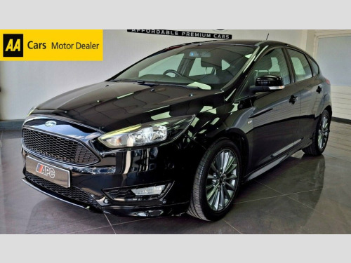 Ford Focus  1.0T EcoBoost ST-Line Hatchback 5dr Petrol Manual