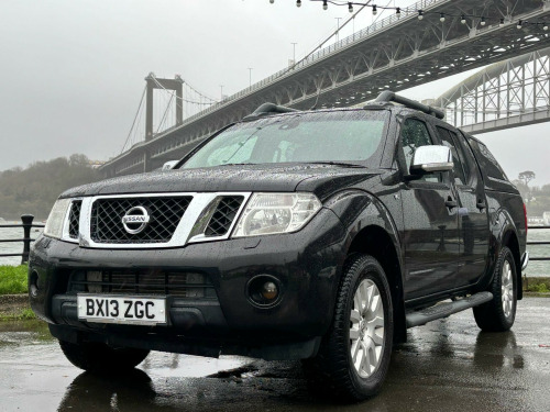 Nissan Navara  3.0 dCi V6 Outlaw Auto 4WD Euro 5 4dr 