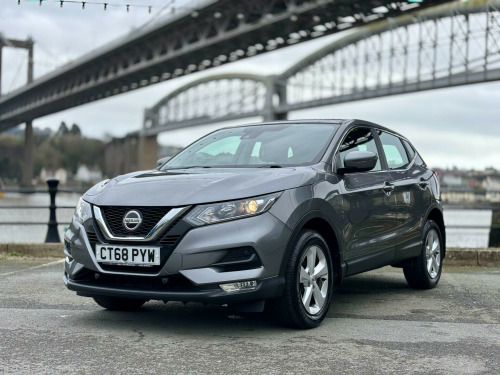 Nissan Qashqai  1.3 DIG-T Acenta Premium Euro 6 (s/s) 5dr 