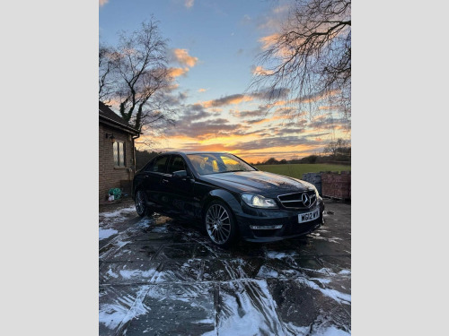 Mercedes-Benz C-Class  6.3 C63 V8 AMG Saloon 4dr Petrol SpdS MCT Euro 5 (