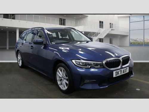 BMW 3 Series  2.0 330e 12kWh SE Pro Touring 5dr Petrol Plug-in H