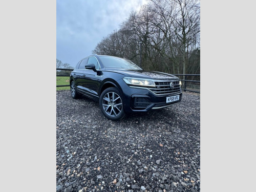 Volkswagen Touareg  3.0 TDI V6 R-Line SUV 5dr Diesel Tiptronic 4Motion 