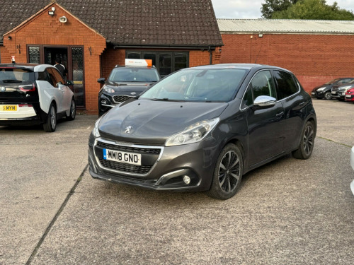 Peugeot 208  1.2 PureTech Allure Premium Euro 6 (s/s) 5dr