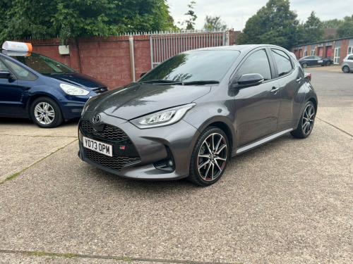 Toyota Yaris  1.5 VVT-h GR SPORT E-CVT Euro 6 (s/s) 5dr