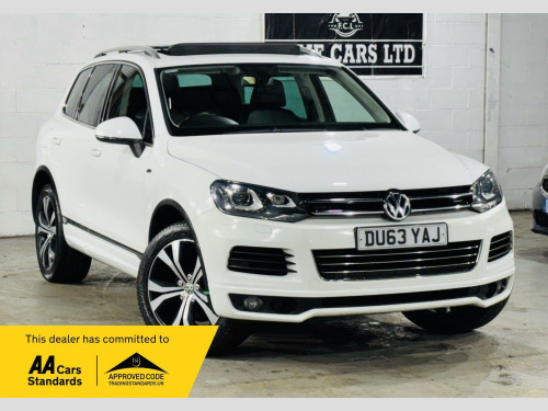 Volkswagen Touareg  3.0 TDI V6 BlueMotion Tech R-Line Tiptronic 4WD Euro 5 (s/s) 5dr 