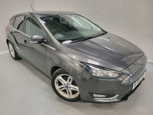 Ford Focus  1.0 T EcoBoost Titanium
