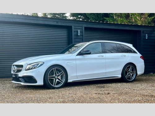 Mercedes-Benz C-Class  4.0 C63 V8 BiTurbo AMG (Premium) Estate 5dr Petrol 
