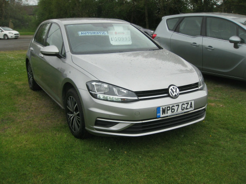Volkswagen Golf  SE NAVIGATION TSI BLUEMOTION TECHNOLOGY DSG 5-Door