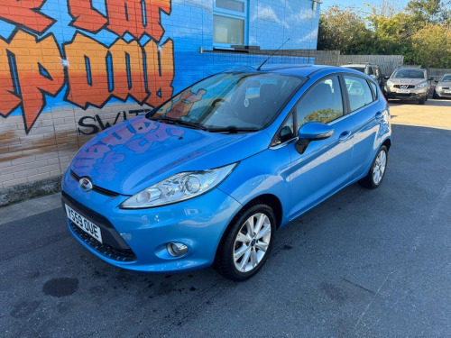 Ford Fiesta  1.25 Zetec Hatchback 5dr Petrol Manual (133 g/km, 81 bhp)